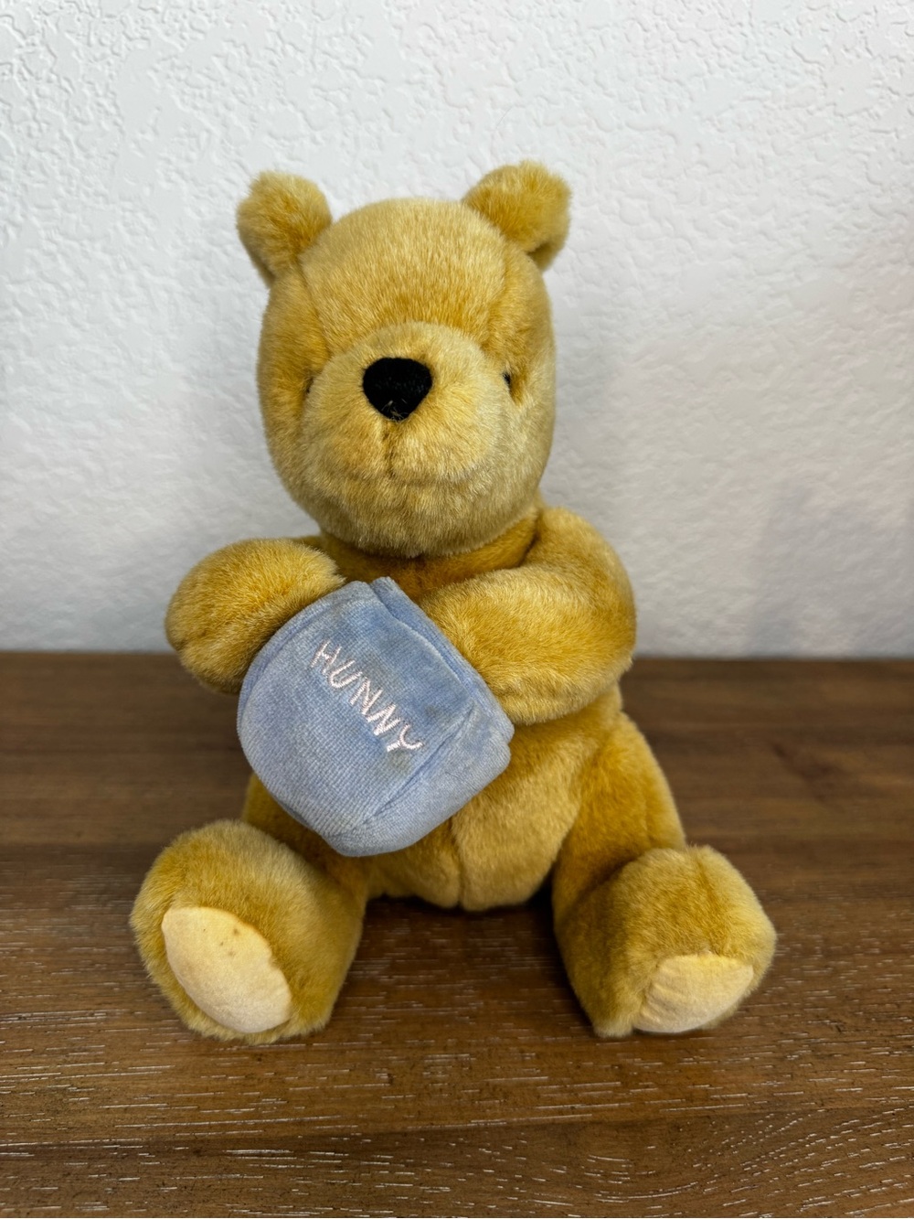 Vintage Gund Classic Winnie The Pooh Plush
